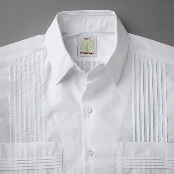 Elegant shirt with standard collar detail